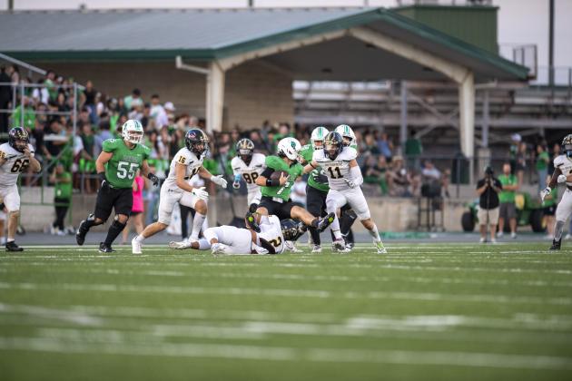 Hornets cruise past Burnet 42-7