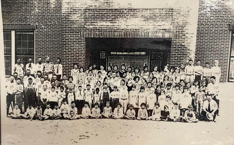 Ireland School students pictured 97 years ago in 1929. Courtesy Photo/Coryell Museum and Historical Center